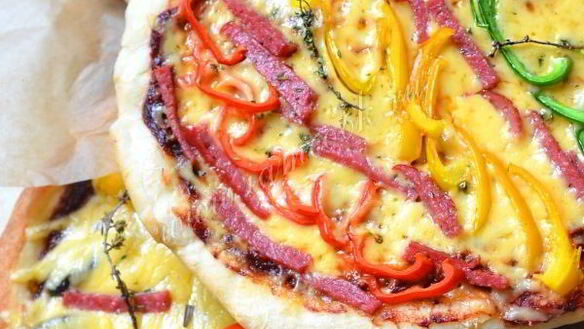 ШАГ 8. пицца со сливовым соусом