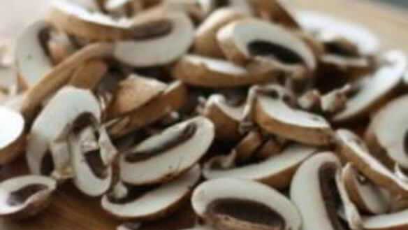 ШАГ 2. постная пицца с грибами