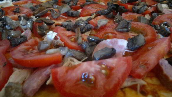 ШАГ 3. слоеная пицца с копченой грудкой