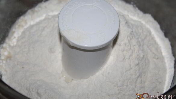 ШАГ 3. сырная пицца