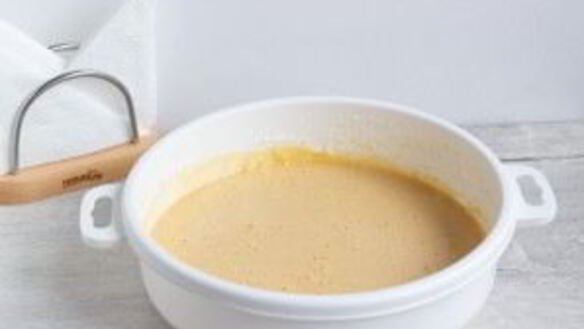 ШАГ 3. классическая шарлотка с яблоками и нектаринами