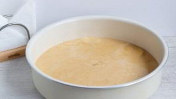 ШАГ 5. классическая шарлотка с яблоками и нектаринами