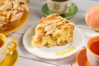 Пирог с яблоками Шарлотка