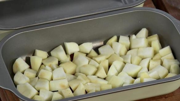 ШАГ 2. шарлотка карамельная