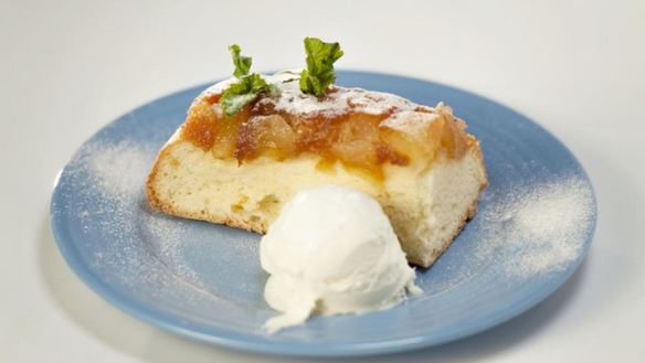 ШАГ 5. шарлотка карамельная