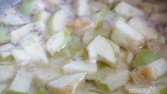 ШАГ 2. шарлотка на кефире в духовке