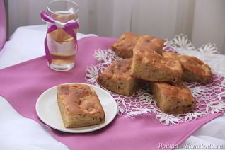 Шарлотка на кефире