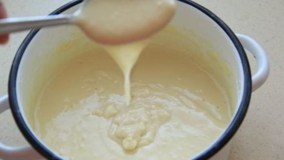 ШАГ 9. шарлотка на кефире