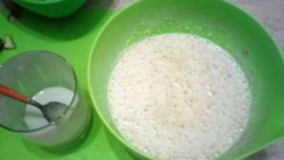 ШАГ 6. шарлотка на ряженке с яблоками