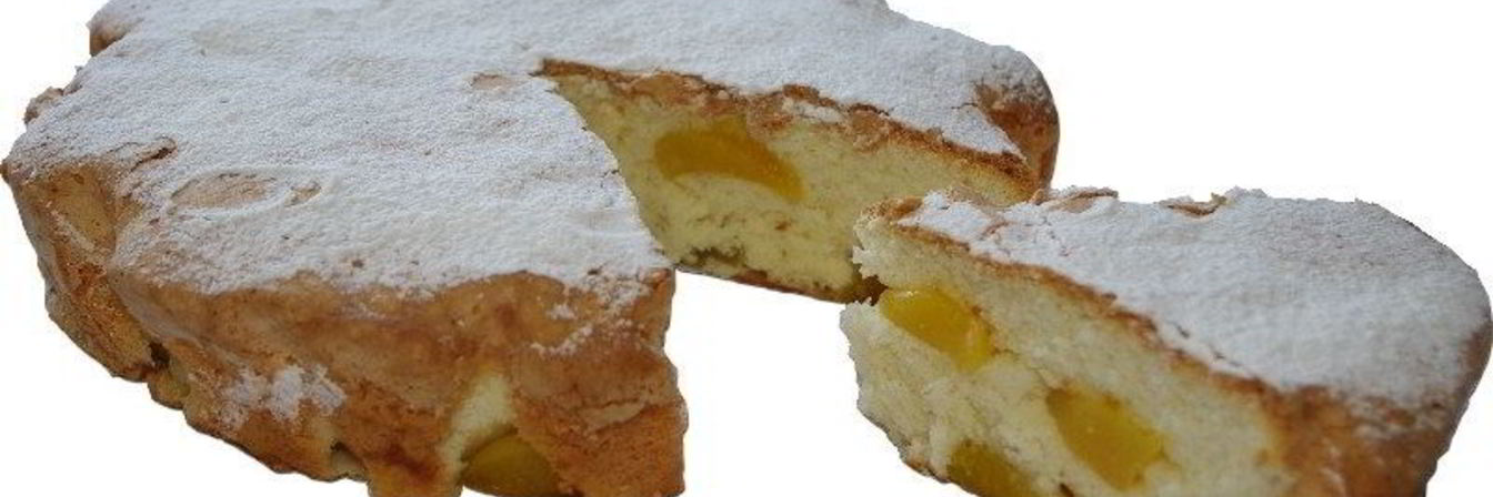 Шарлотка с апельсинами и яблоками