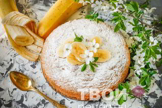 Шарлотка с бананами