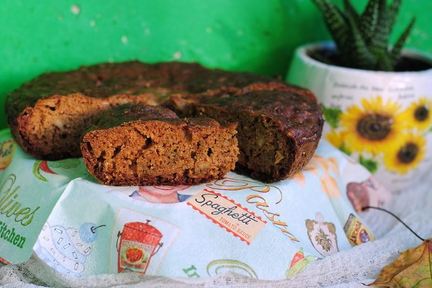 Шарлотка с капустой в мультиварке