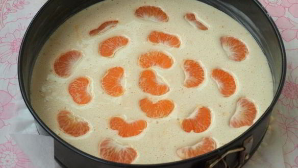 ШАГ 5. шарлотка с мандаринами