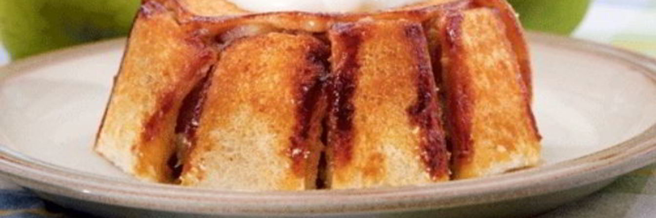 Шарлотка с яблоками, простая и вкусная