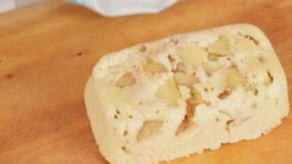 ШАГ 4. шарлотка с яблоками в микроволновке