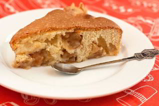 Шарлотка с яблоками