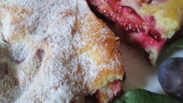 ШАГ 6. шарлотка сметанная слава сливам