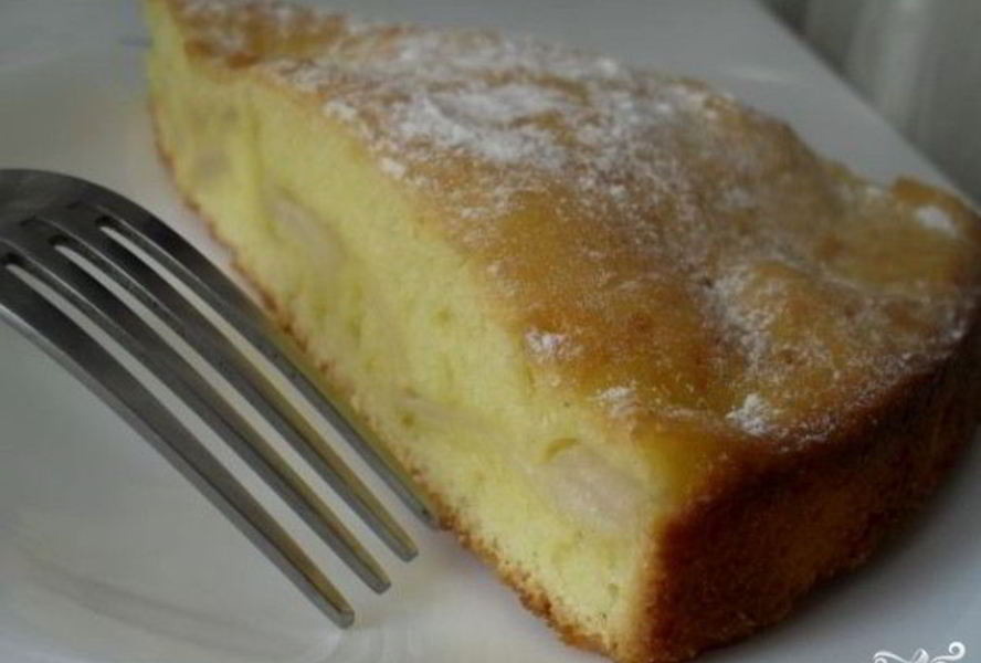 Яблочно-грушевая шарлотка