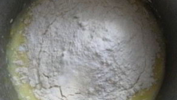 ШАГ 3. яблочно-грушевая шарлотка