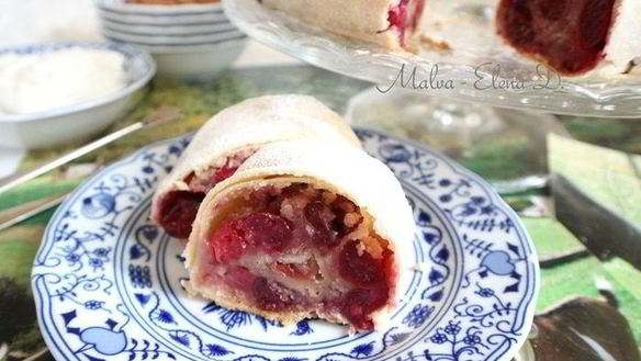 ШАГ 17. вишневый штрудель