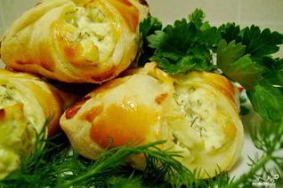 Слоеные конвертики с творогом