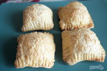 Слойки из готового дрожжевого теста
