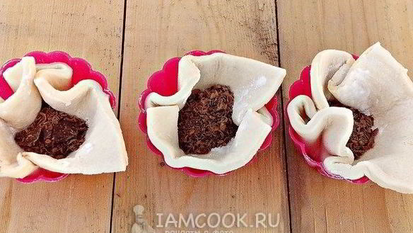 ШАГ 5. слойки с малиной и шоколадом