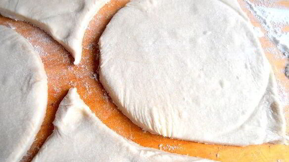 ШАГ 3. слойки с творогом румяные хрюши