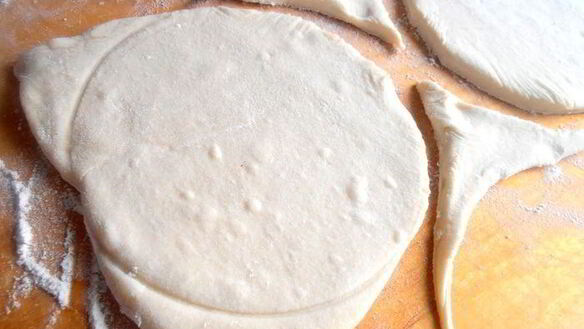 ШАГ 4. слойки с творогом румяные хрюши