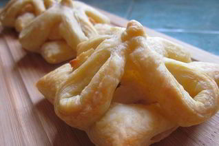 Слойки с творогом