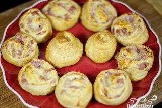 Слойки с ветчиной