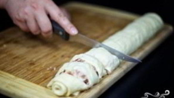 ШАГ 5. слойки с ветчиной