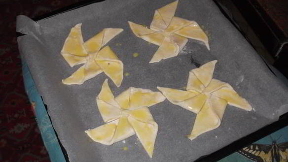 ШАГ 5. слойки вертушки