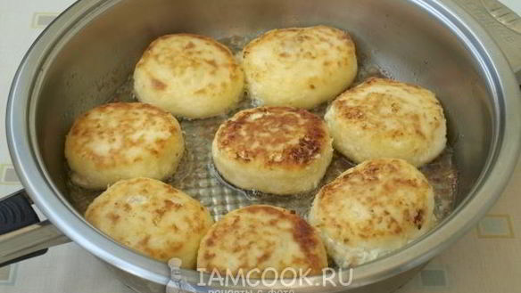 ШАГ 8. кокосовые сырники с бананом