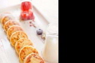 ПП сырники с йогурто-лимонным соусом