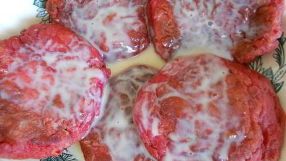 ШАГ 3. розовые сырники