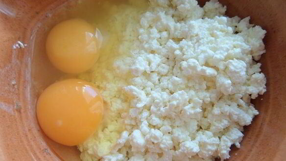 ШАГ 5. свекольные сырники из духовки