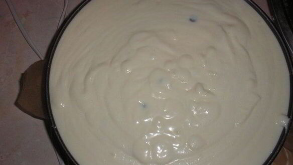 ШАГ 10. сырник с шоколадными каплями и брауни