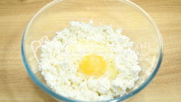 ШАГ 3. сырники из творога