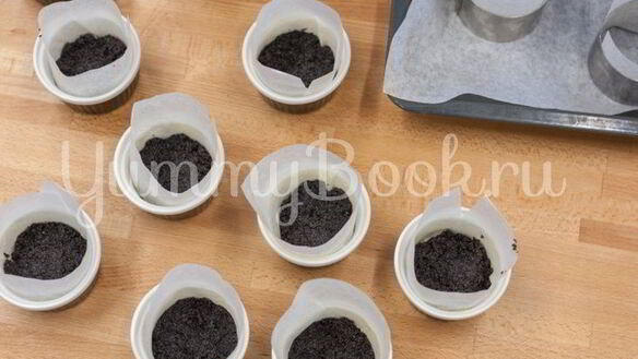 ШАГ 3. сырники на маковой основе