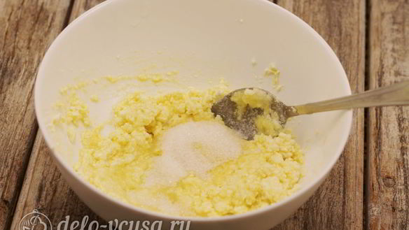 ШАГ 2. сырники на пару в мультиварке