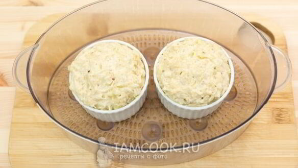 ШАГ 21. сырники с капустой на пару