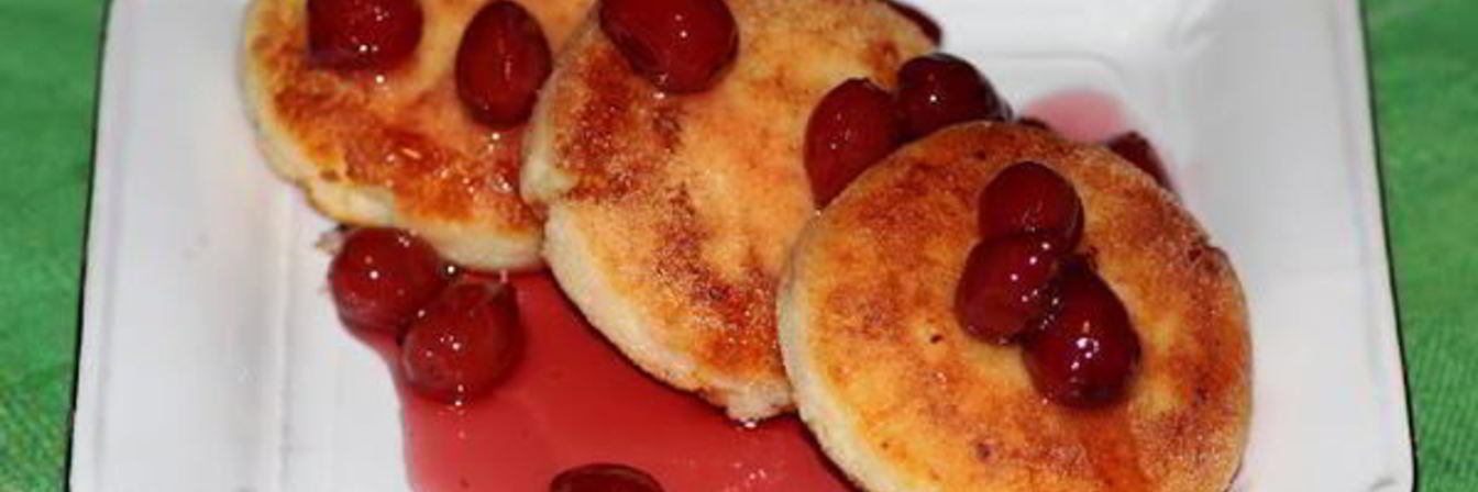 Сырники с лимонной цедрой и ванилином на манке