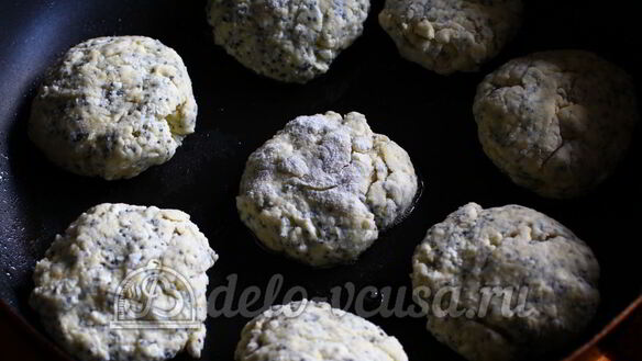 ШАГ 5. сырники с маком