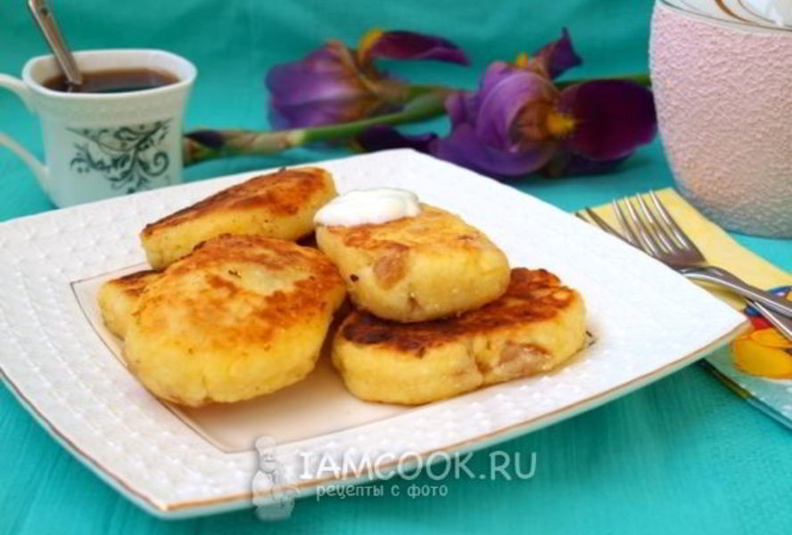 Сырники с манкой и изюмом