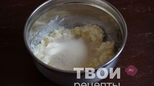 ШАГ 2. сырники с манкой