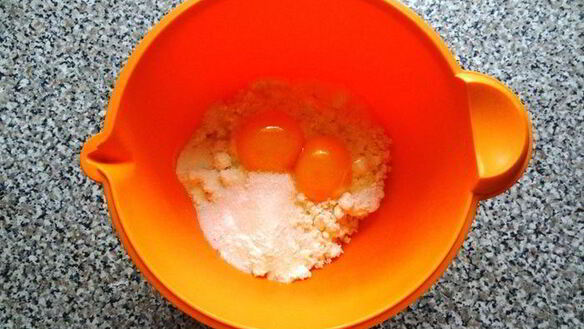 ШАГ 2. сырники с сыром