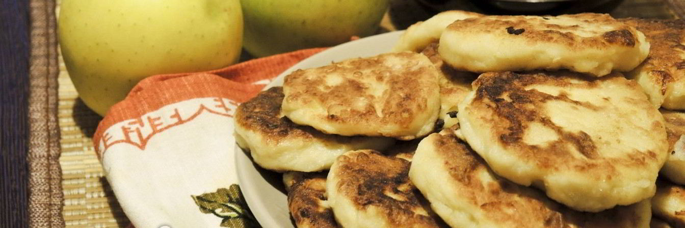 Сырники с яблоками