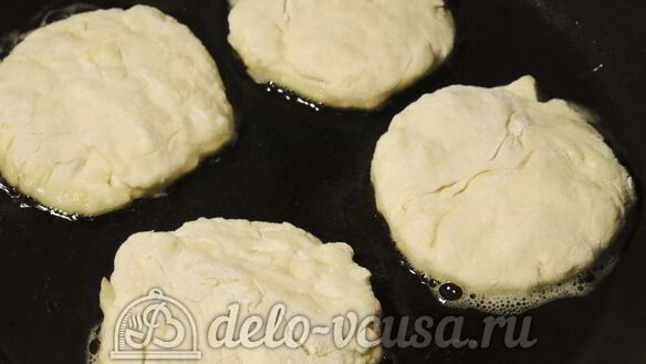 ШАГ 7. сырники с яблоками