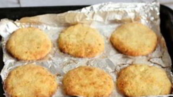 ШАГ 4. сырники в духовке с манкой